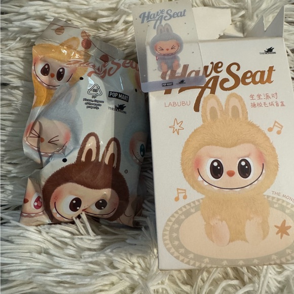 Labubu Have a Seat HeHe